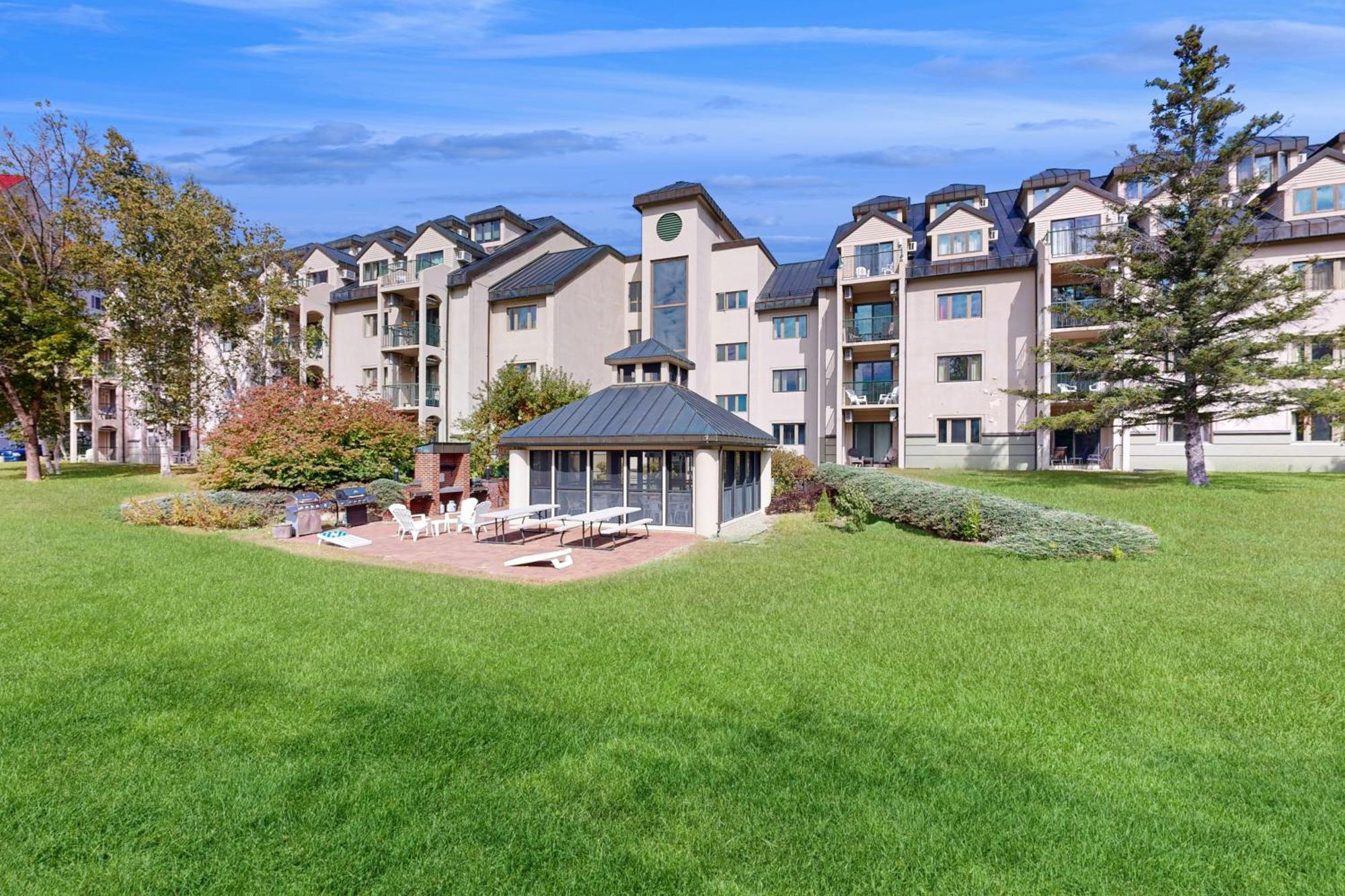 Autumn Colors Condo At Rivergreen Lincoln Extérieur photo
