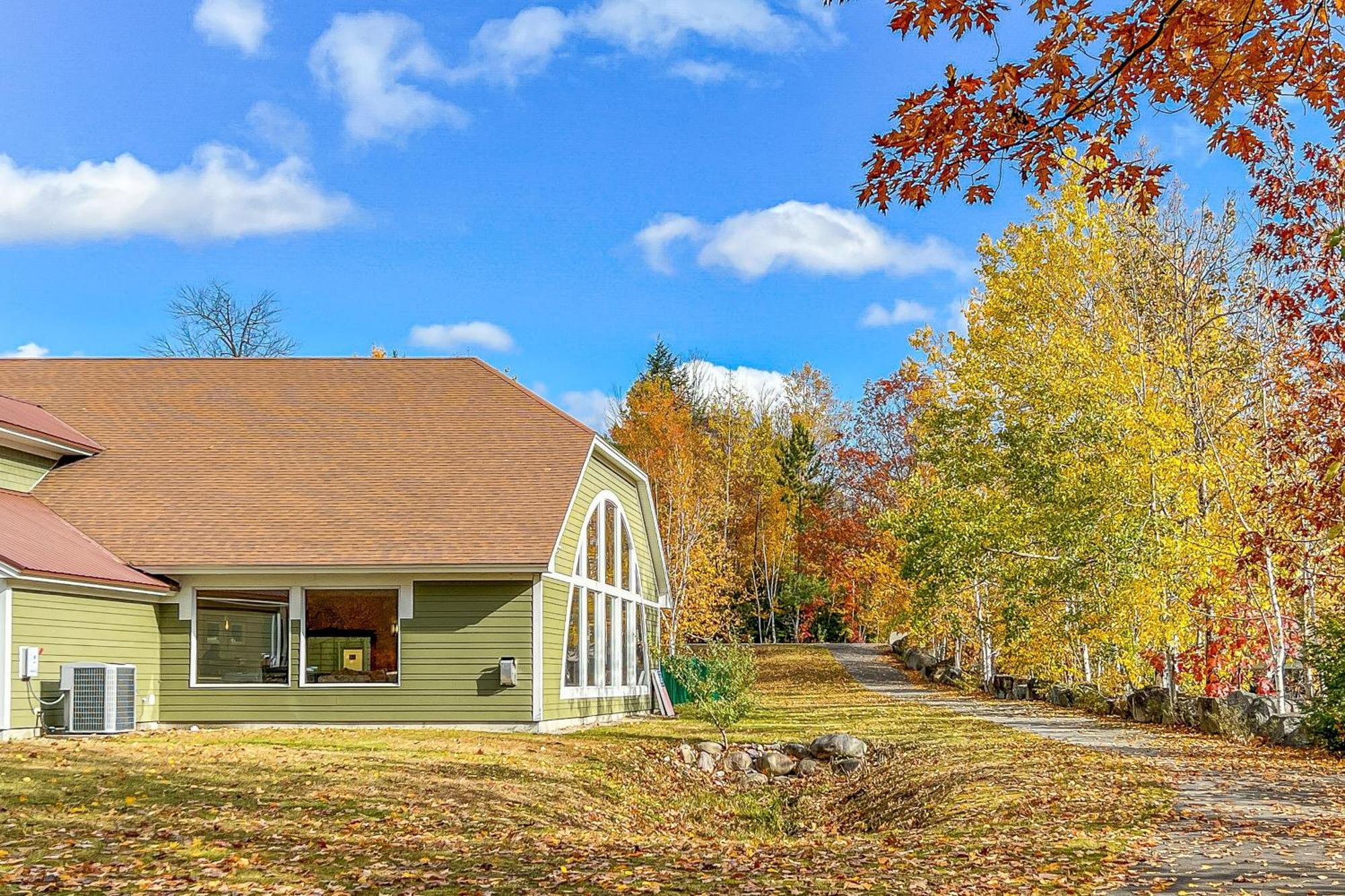 Autumn Colors Condo At Rivergreen Lincoln Extérieur photo